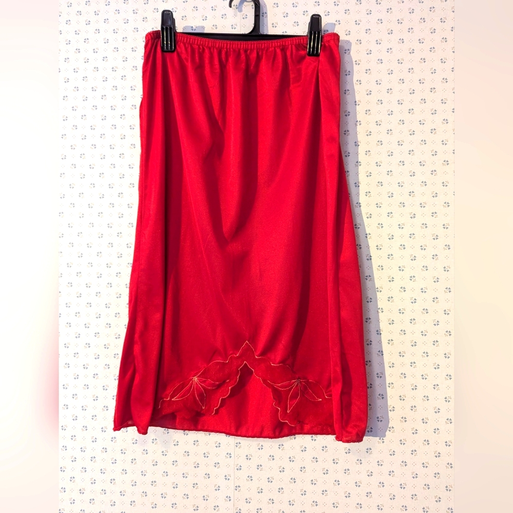 Contessa Red Lace Slip Skirt Slit Nylon M Vintage Silky Night Out Date Pop Red